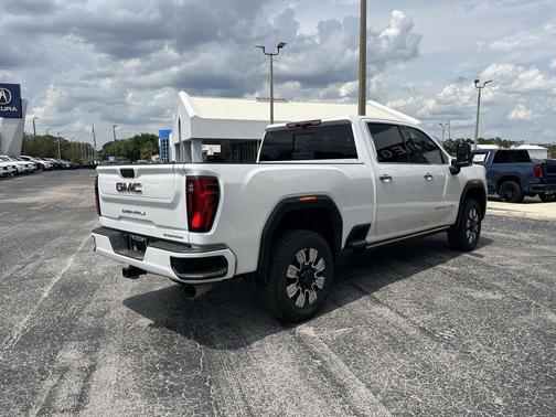 2025 GMC Sierra 2500 Denali