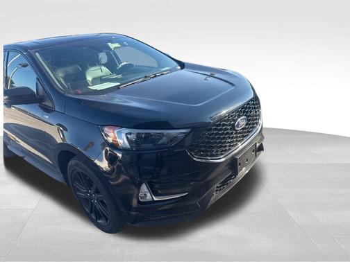 2023 Ford Edge ST Line
