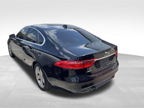2018 Jaguar XF 25t