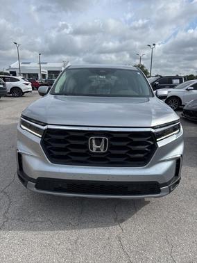 Silver 2025 Honda Pilot EX-L