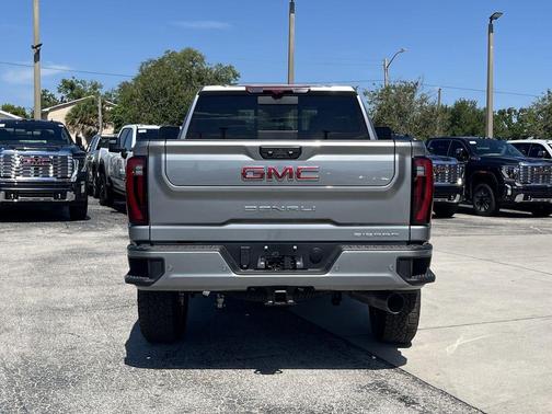 Sterling 2026 GMC Sierra 3500 Denali