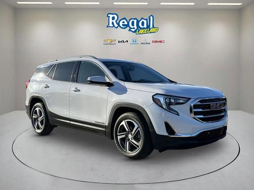 Summit White 2020 GMC Terrain SLT