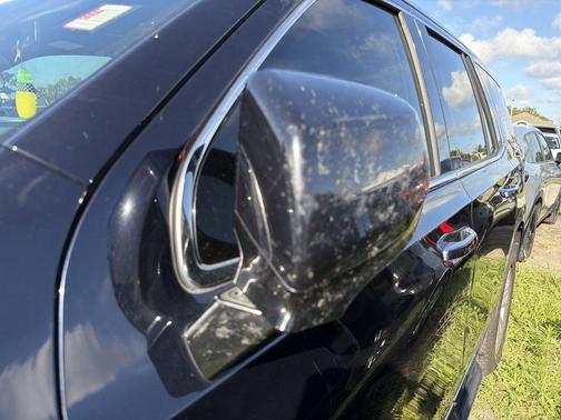Midnight Blue Metallic 2021 GMC Yukon SLT