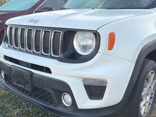 Alpine White Clearcoat 2019 Jeep Renegade Latitude