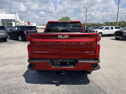 2022 Chevrolet Silverado 1500 Limited Custom