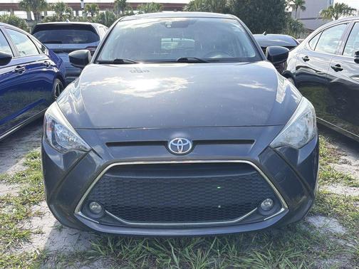Graphite 2020 Toyota Yaris Sedan LE
