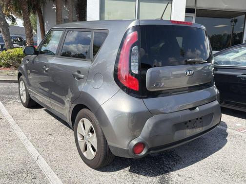 Titanium Gray 2016 Kia Soul Base