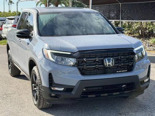 Sonic Gray Pearl 2025 Honda Ridgeline Black Edition
