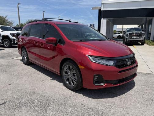 Radiant Red Metallic II 2026 Honda Odyssey Touring