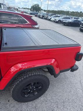 Firecracker Red Clearcoat 2022 Jeep Gladiator Sport
