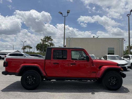 Firecracker Red Clearcoat 2022 Jeep Gladiator Sport