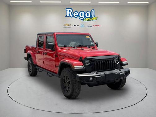 Firecracker Red Clearcoat 2022 Jeep Gladiator Sport