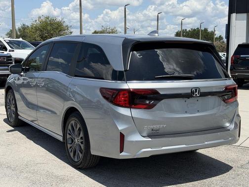 Solar Silver Metallic 2026 Honda Odyssey Touring