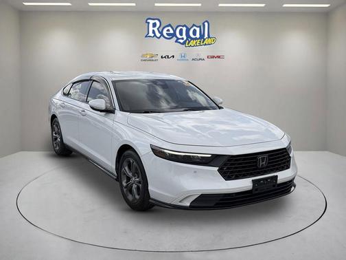 White 2023 Honda Accord Hybrid EX-L