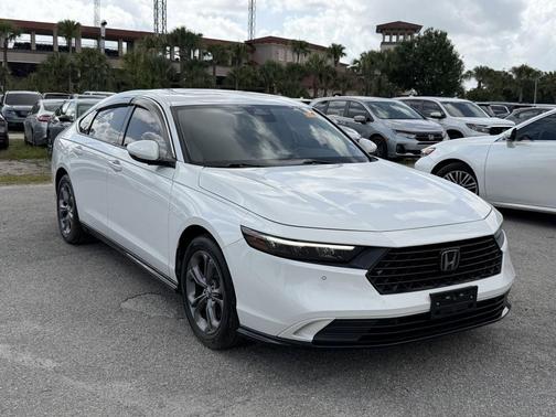 White 2023 Honda Accord Hybrid EX-L