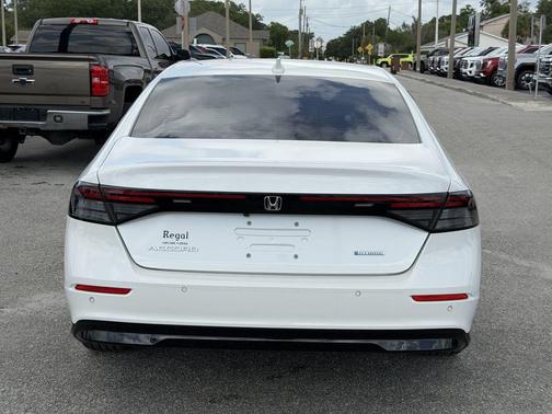 White 2023 Honda Accord Hybrid EX-L