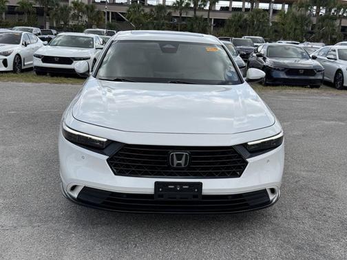 White 2023 Honda Accord Hybrid EX-L