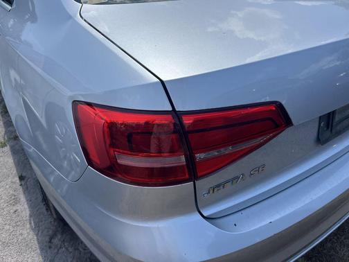 2015 Volkswagen Jetta 2.0L TDI SE w/Connectivity