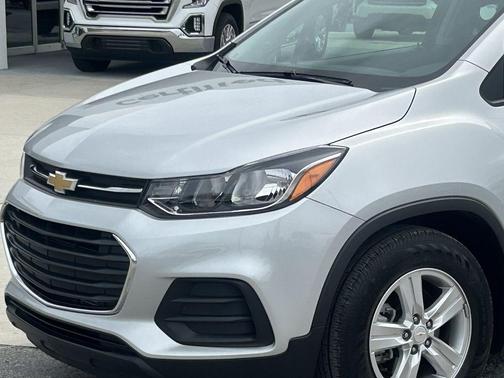 2022 Chevrolet Trax LS