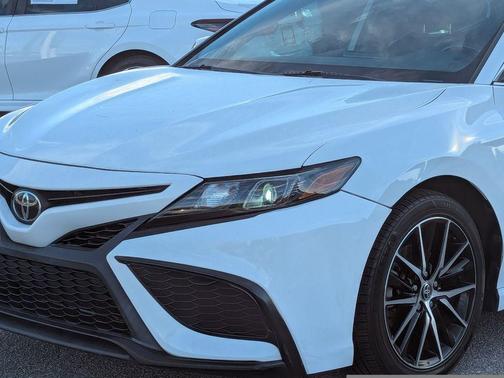 2021 Toyota Camry 