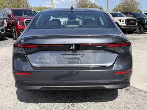 Meteorite Gray Metallic 2026 Honda Accord SE