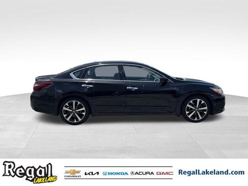 2017 Nissan Altima 2.5 SR