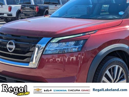 2022 Nissan Pathfinder Platinum