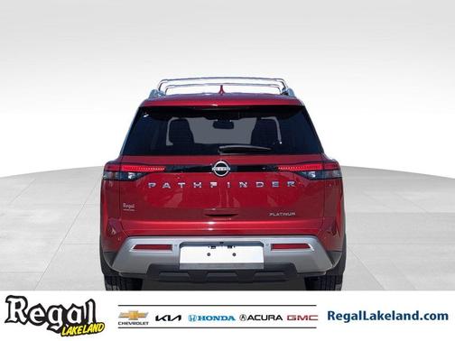 2022 Nissan Pathfinder Platinum