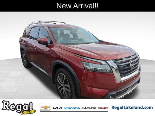 2022 Nissan Pathfinder Platinum