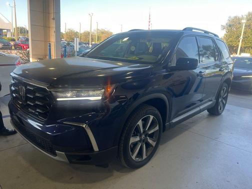 Obsidian Blue Pearl 2025 Honda Pilot Elite