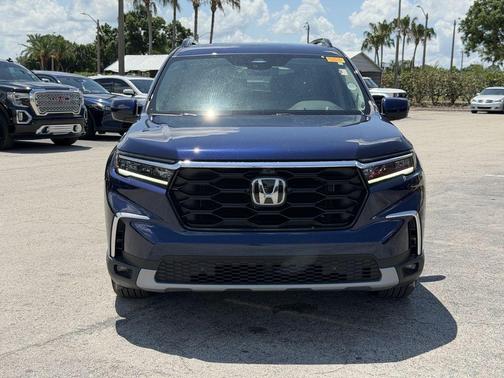 Obsidian Blue Pearl 2025 Honda Pilot Elite