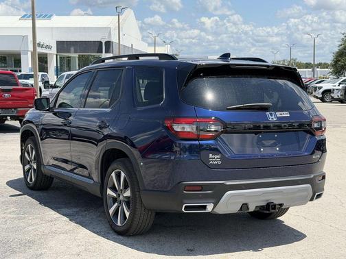 Obsidian Blue Pearl 2025 Honda Pilot Elite