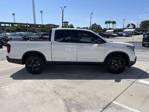 Platinum White Pearl 2026 Honda Ridgeline Black Edition