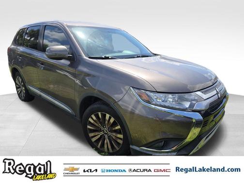 2019 Mitsubishi Outlander SE