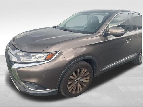 2019 Mitsubishi Outlander SE