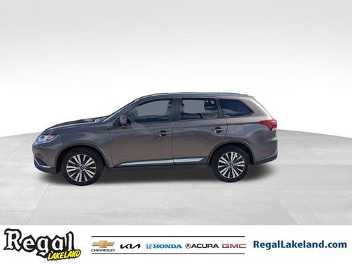 2019 Mitsubishi Outlander SE