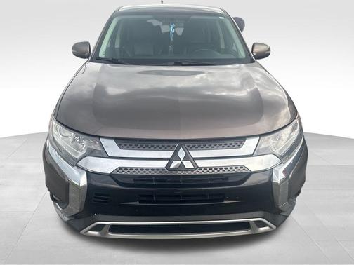 2019 Mitsubishi Outlander SE