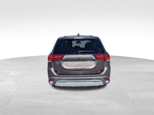 2019 Mitsubishi Outlander SE