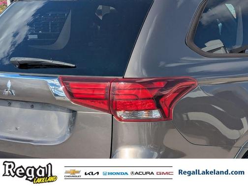 2019 Mitsubishi Outlander SE