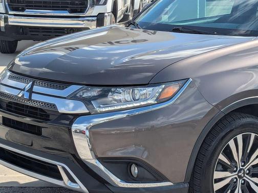2019 Mitsubishi Outlander SE
