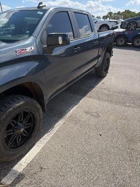 Shadow Gray Metallic 2019 Chevrolet Silverado 1500 LT Trail Boss
