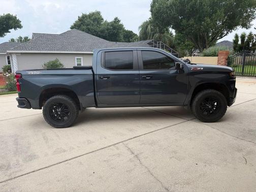 Shadow Gray Metallic 2019 Chevrolet Silverado 1500 LT Trail Boss