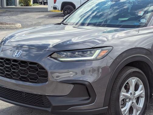 2025 Honda HR-V LX