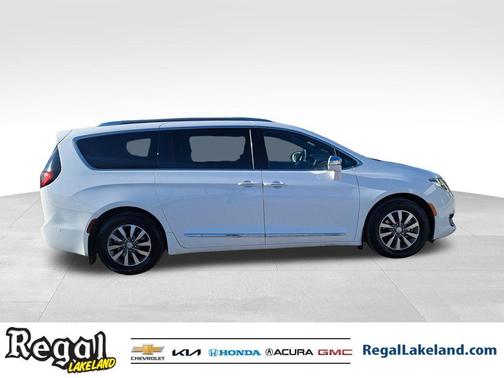 2020 Chrysler Pacifica Hybrid Limited