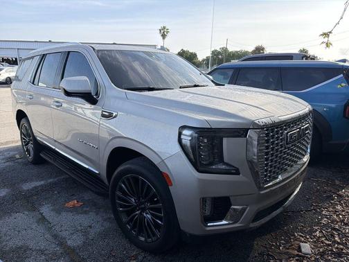 Beige Pearl Metallic 2023 GMC Yukon SLT