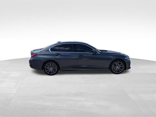 2020 BMW 330 i