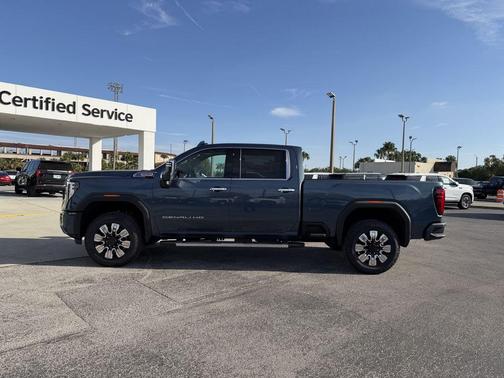 2025 GMC Sierra 2500 Denali