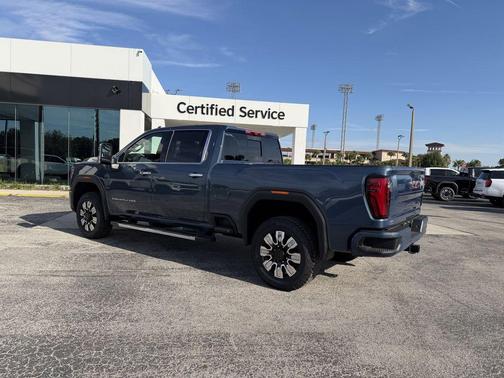2025 GMC Sierra 2500 Denali