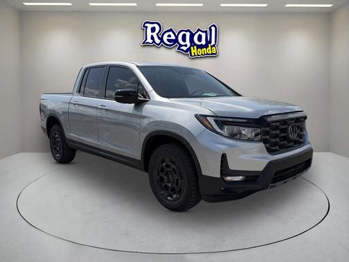 Solar Silver Metallic 2026 Honda Ridgeline TrailSport+