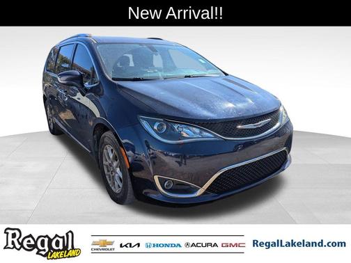 2020 Chrysler Pacifica Touring-L